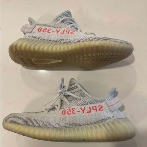 Yeezy 350 V2 ‘Blue Tint’